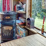 2X Double Bed - Glamping Wagon Dalby Forest