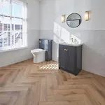 Host & Stay - Castle View