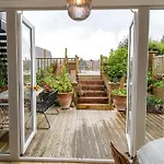 Seadream Luxury Holiday Home With Hot Tub Scarborough