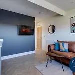 Apt 4 North Marine Villa