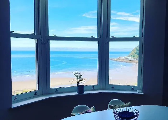 Seaview North Bay Holiday Home Apartment Scarborough