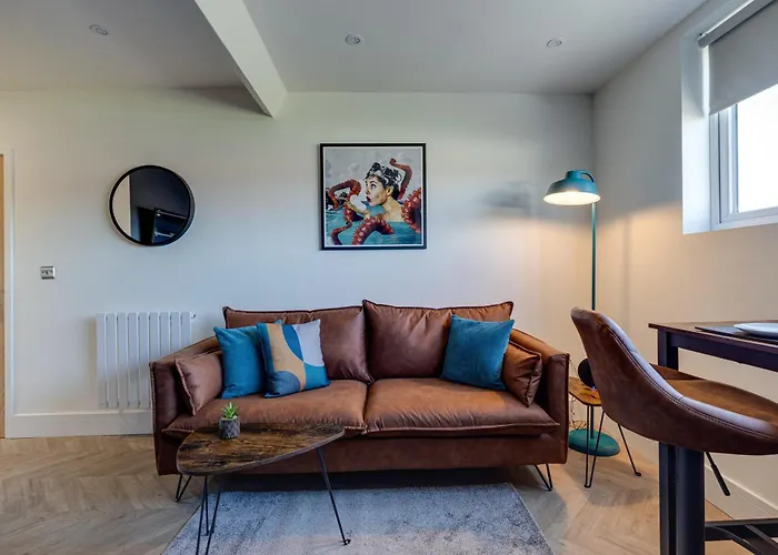 Apt 4 North Marine Villa