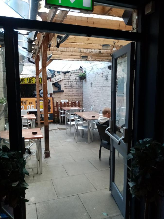 Black Lion 3* Scarborough