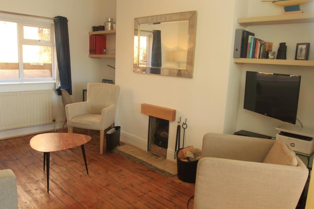 Holiday home 10 Tuthill