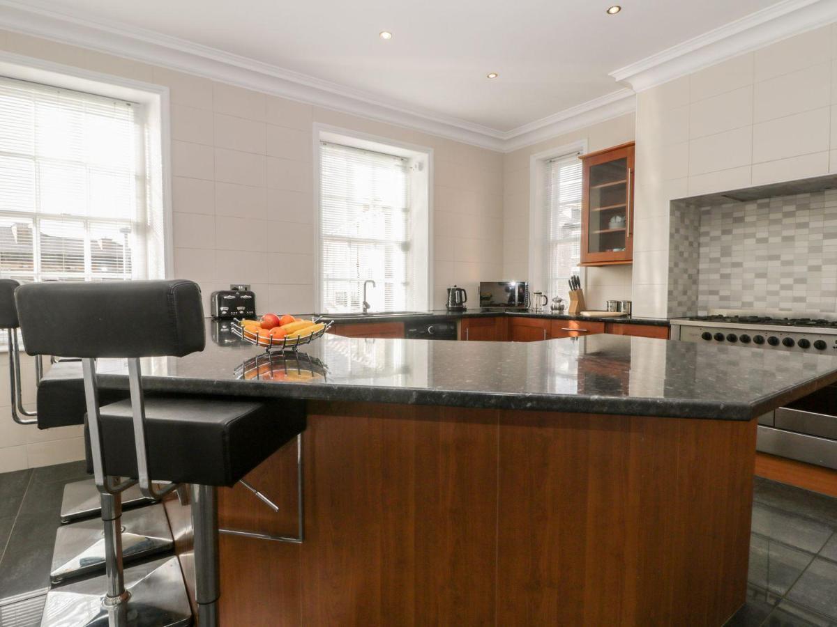 7a Belvoir Terrace Apartment