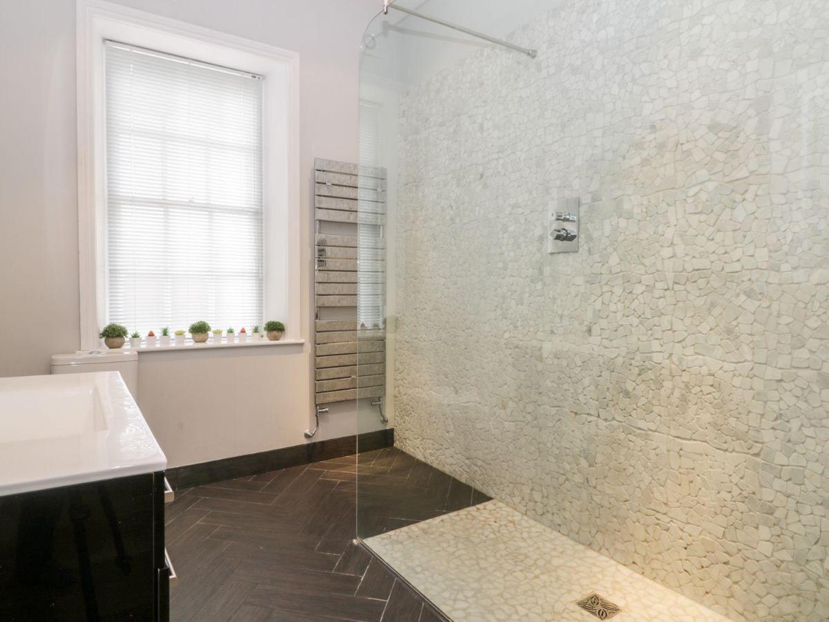 Apartment 7a Belvoir Terrace