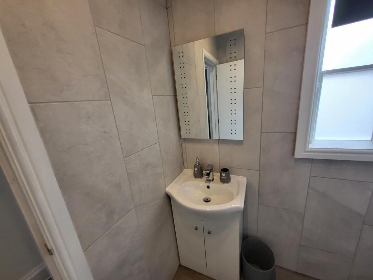 Apartment Westborough Scarborough