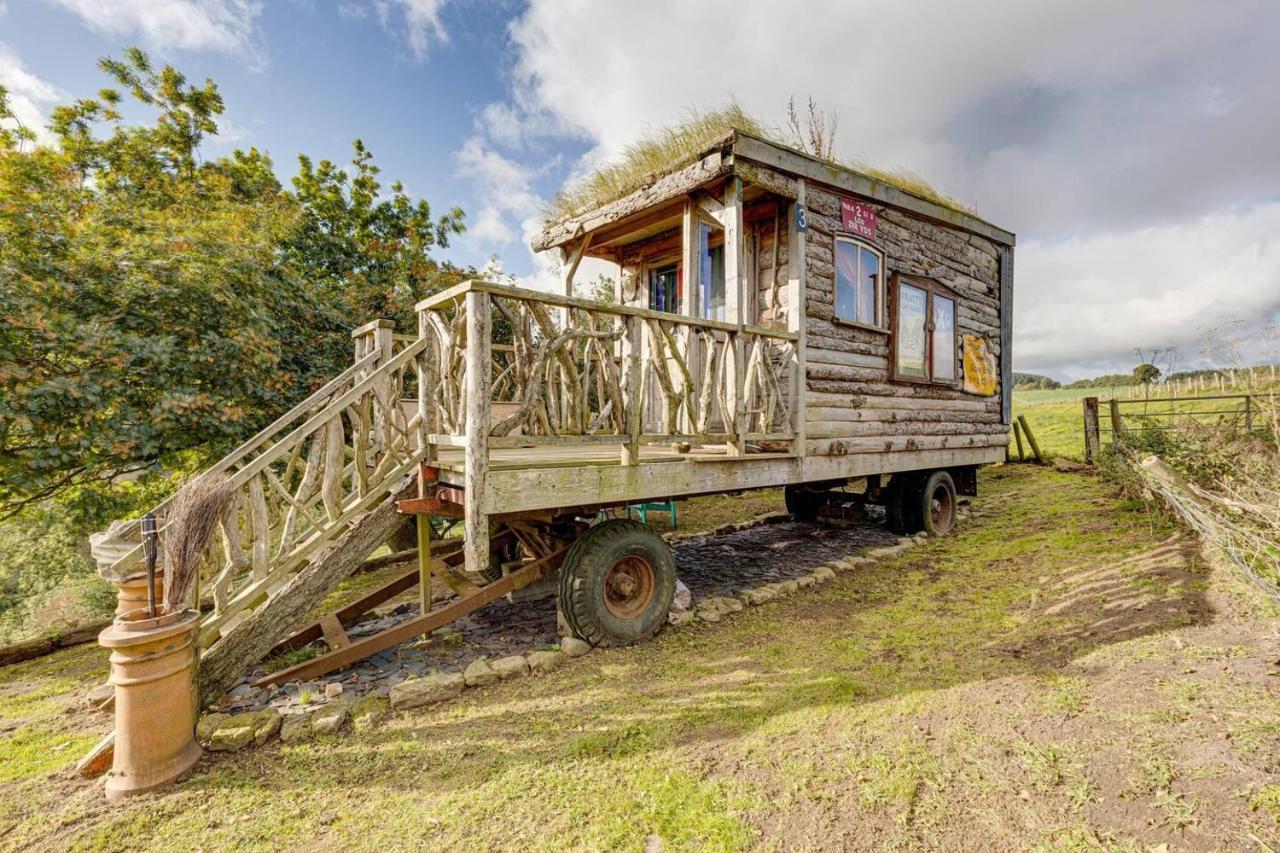 Holiday home 2x Double Bed - Glamping Wagon Dalby Forest *