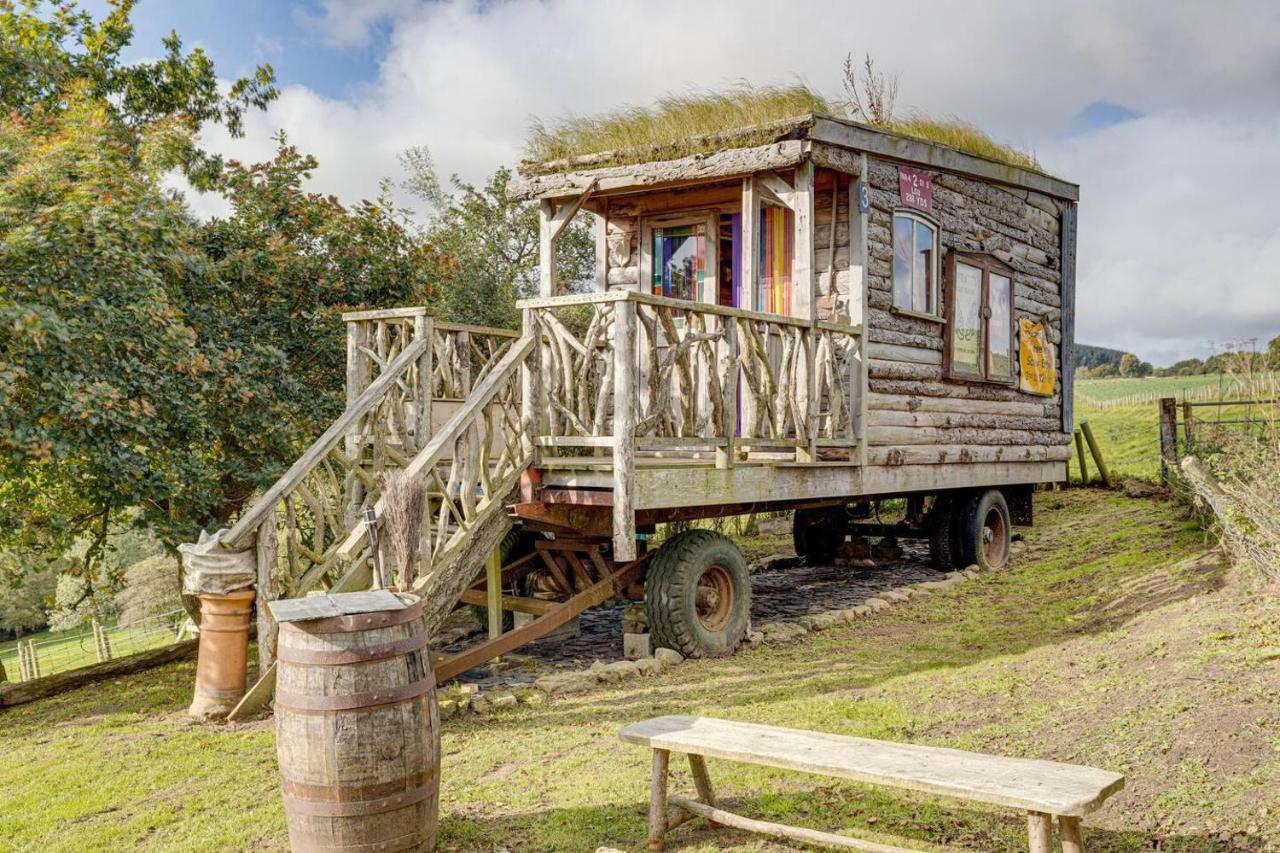 2x Double Bed - Glamping Wagon Dalby Forest Holiday home Scarborough