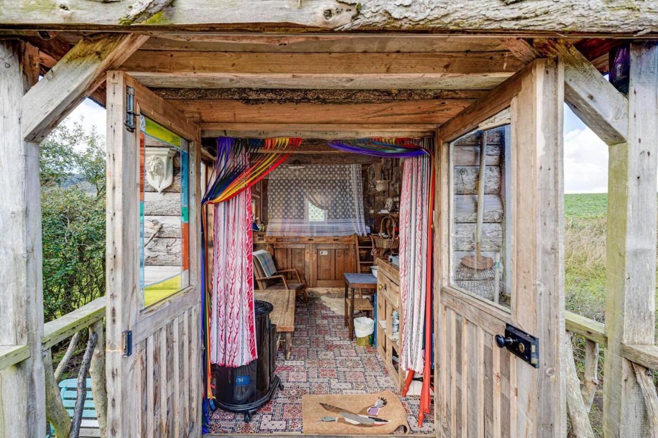2x Double Bed - Glamping Wagon Dalby Forest Scarborough