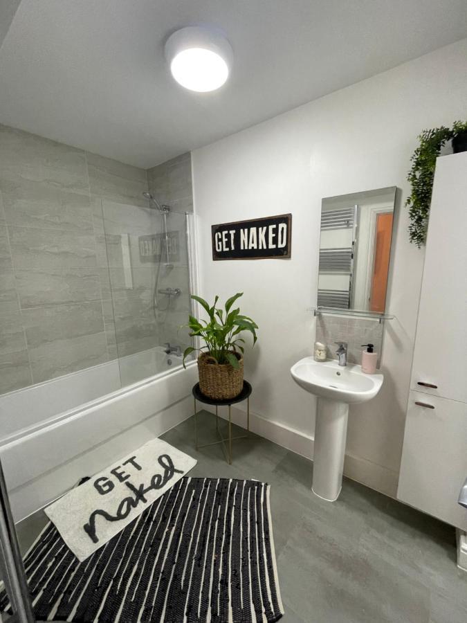 Seadream Luxury With Hot Tub Apartment