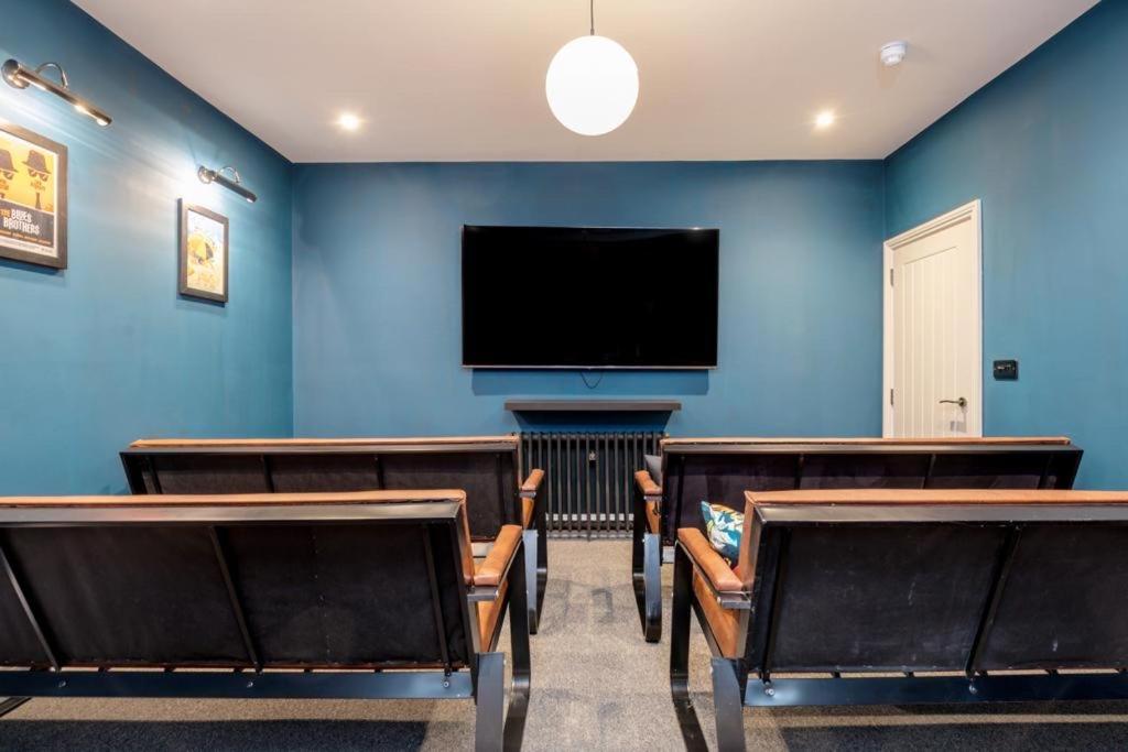 23 Trafalgar Square With Hot Tub And Cinema * Scarborough