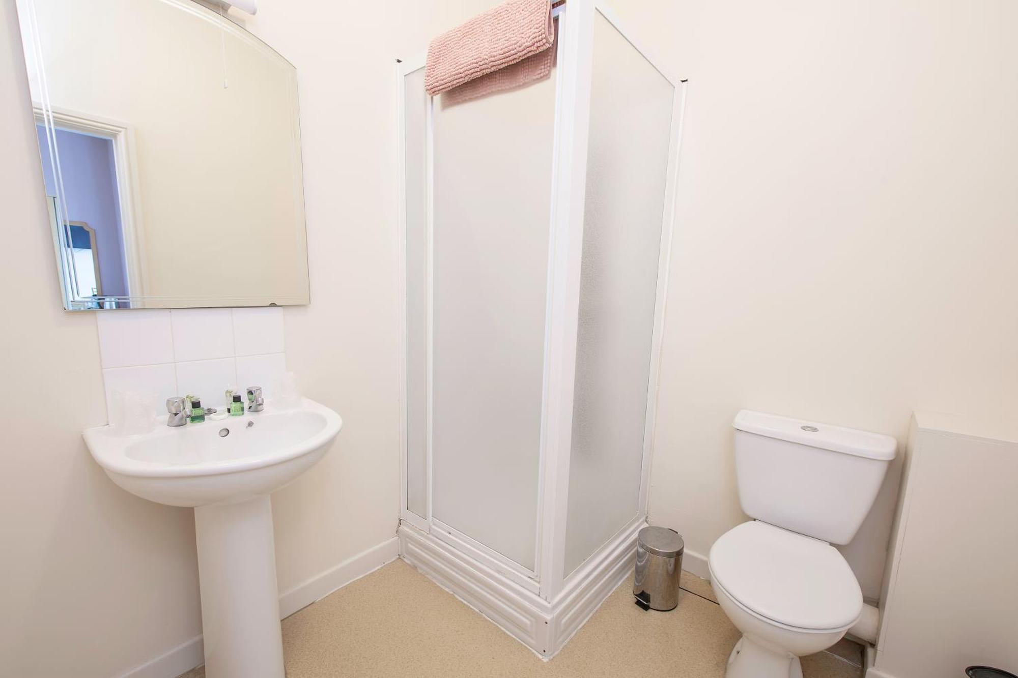 The Victoria Inn 3*