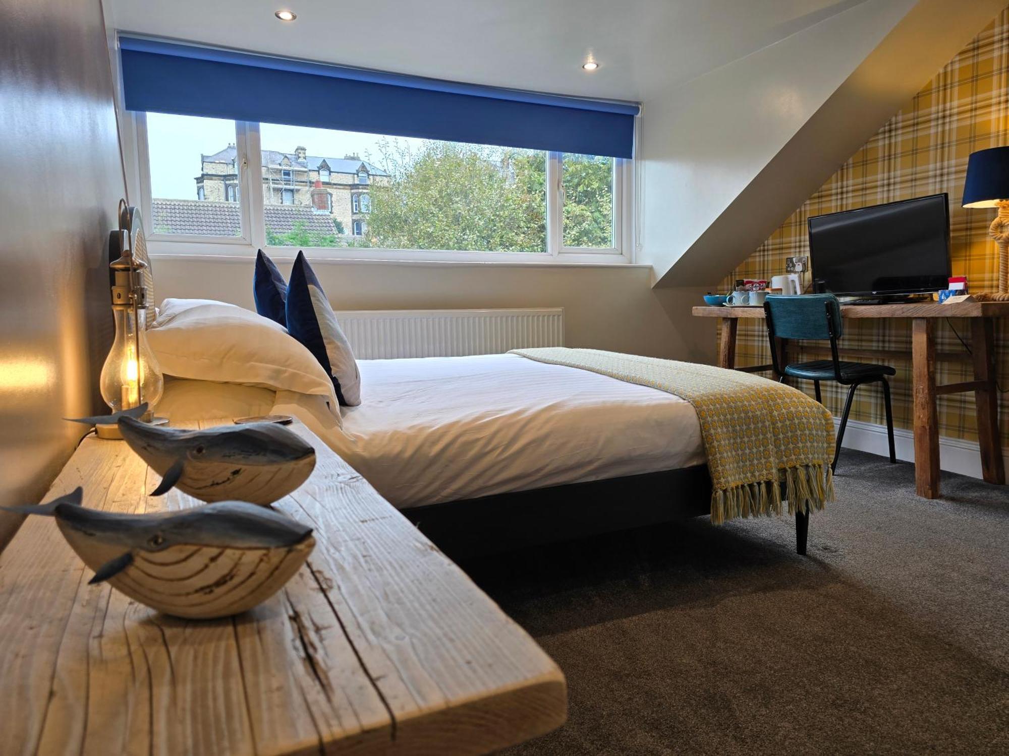 Ashburton House - 4* Scarborough