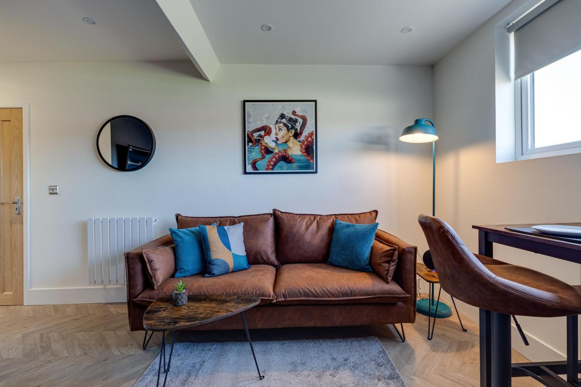 Apartment 4 North Marine