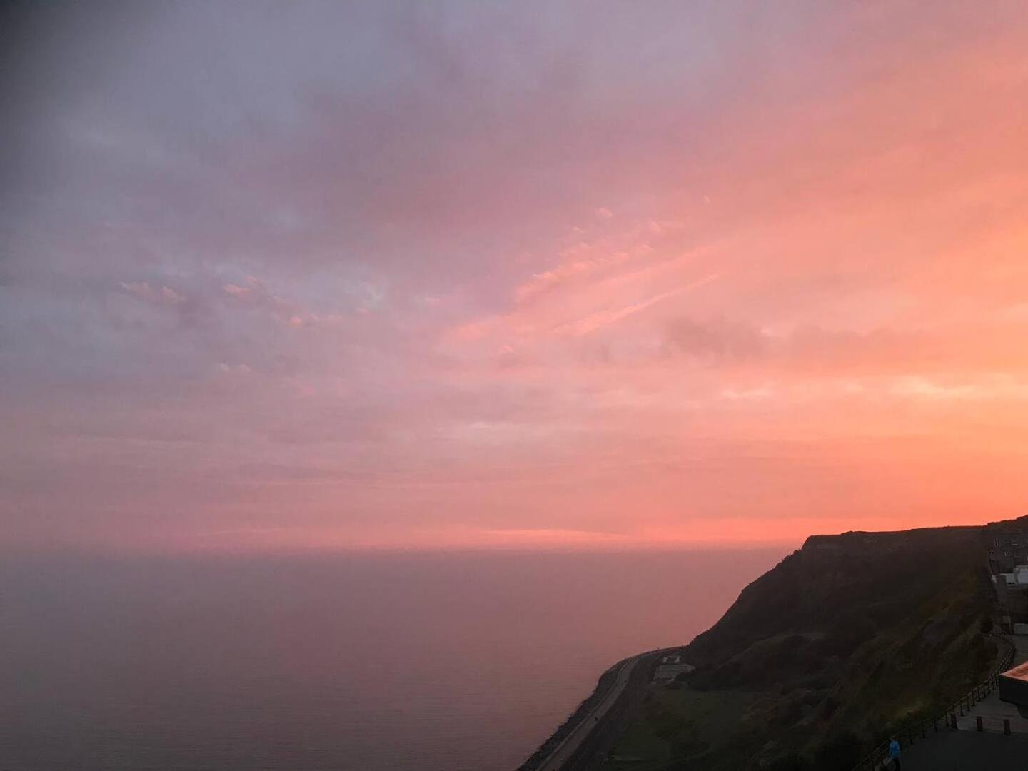 Bay View - Amazing Location With Sea Views! *