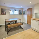 Host & Stay - Sitwell Cottage