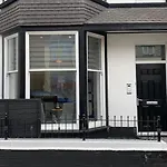 Sandleigh Apartment