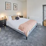 Host & Stay - Clifton House