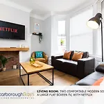 Scarborough Stays - Ashville Lodge - 5 Bedroomed House - Sleeps 9