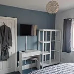 Rooms@No.9