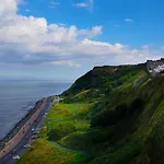 Headland View - Stunning Sea Views - Yorkshire Coast Holiday Lets