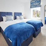 Host & Stay - The Little Lobster