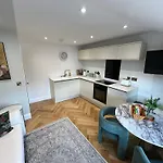 New Stylish One Bedroom