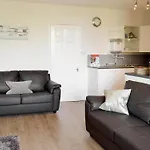 St Martins Square Apartment 2