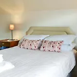 Holbeck Apartment