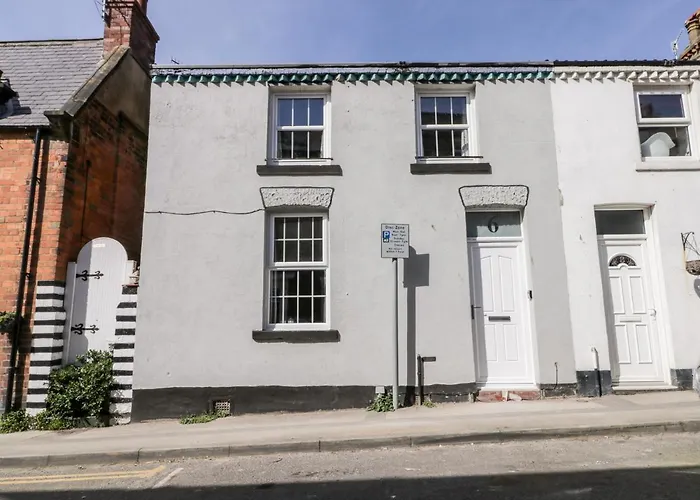 6 St Marys Walk