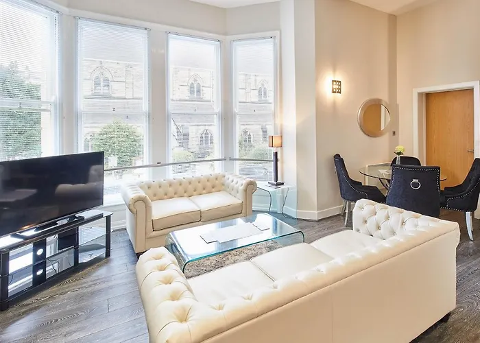 Host & Stay - Three Bays