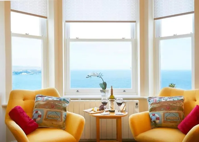 Denelea, Amazing Sea Views!!!!! Yorkshire Coast Holiday Lets