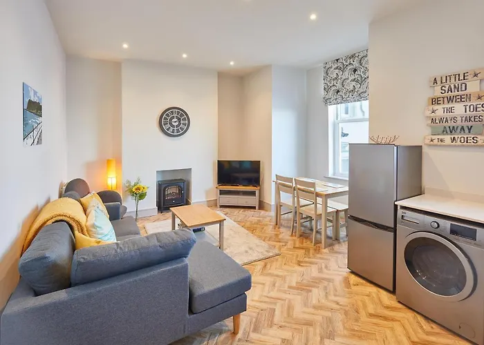 Host & Stay - 2 Maritime Apartments