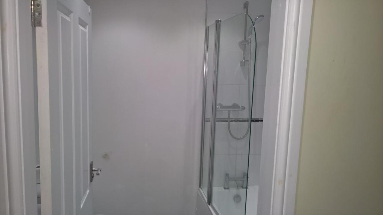 13 Princess Royal Terrace Apartment *
