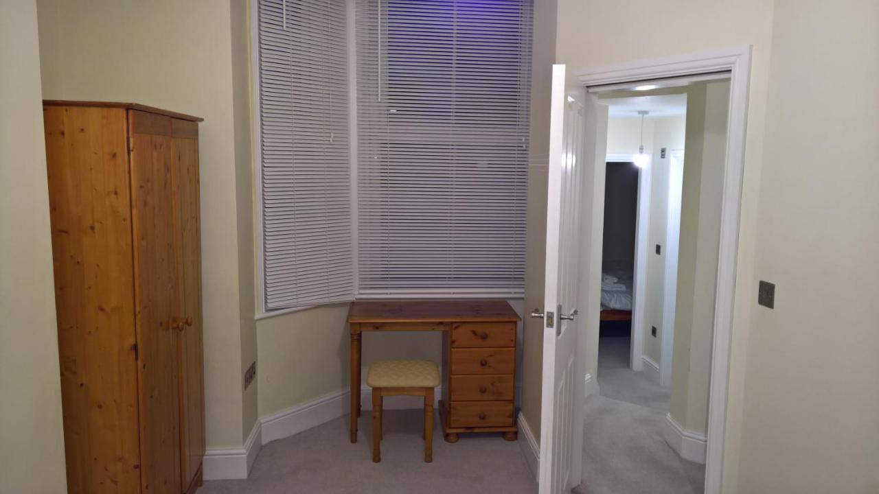 13 Princess Royal Terrace Apartment *