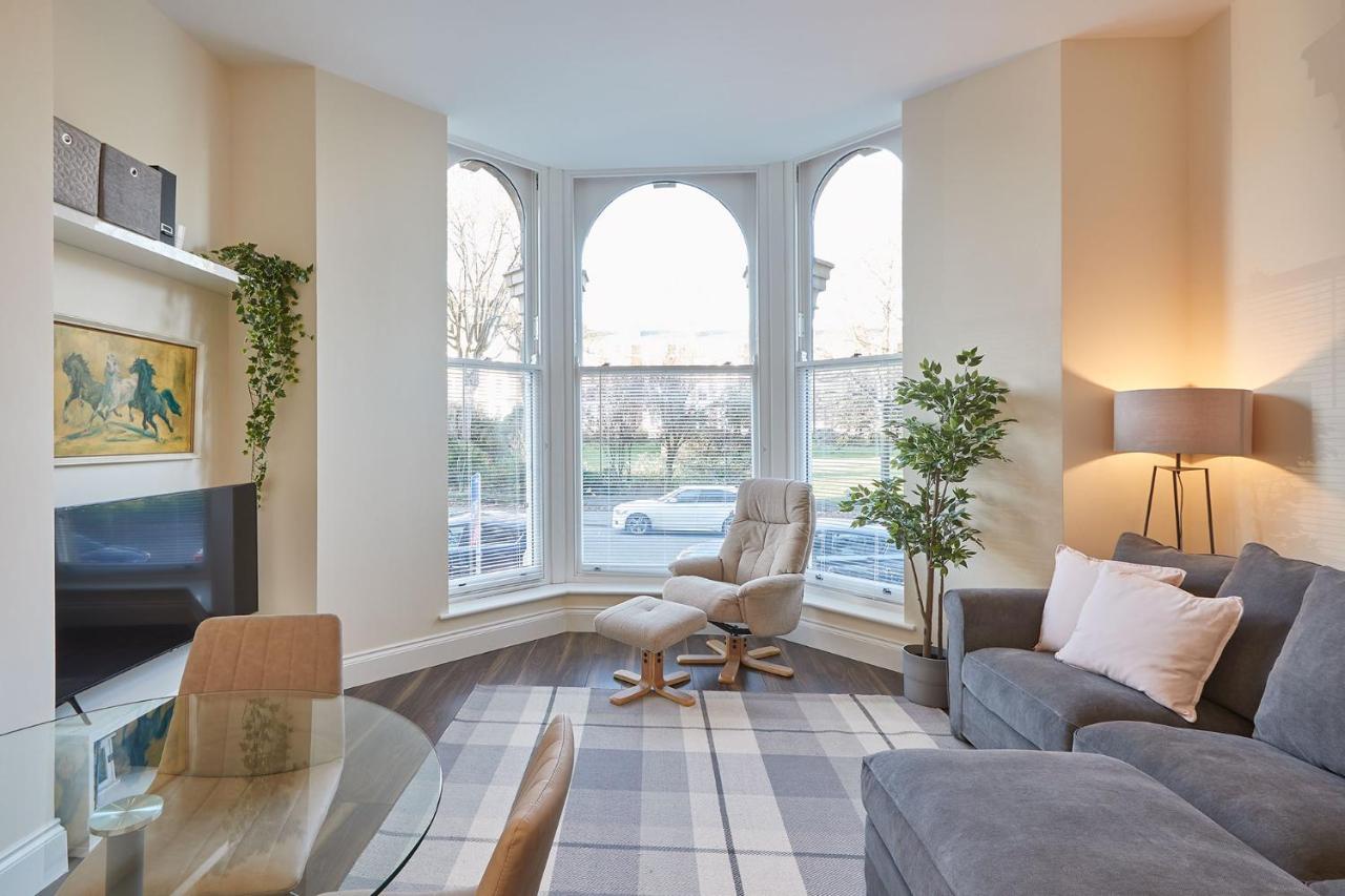 Apartment Host & - South Cliff *