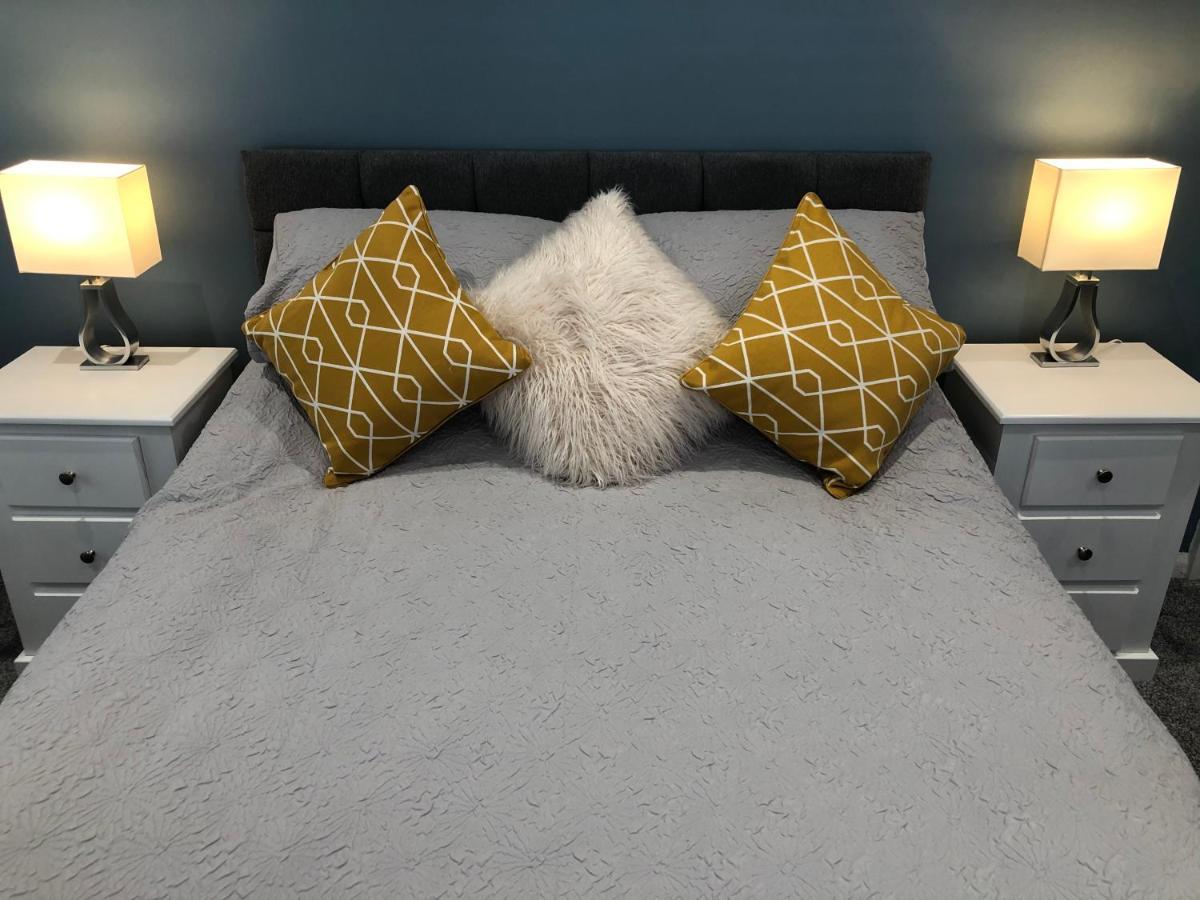 Castle-view Apartments, Flat Two *