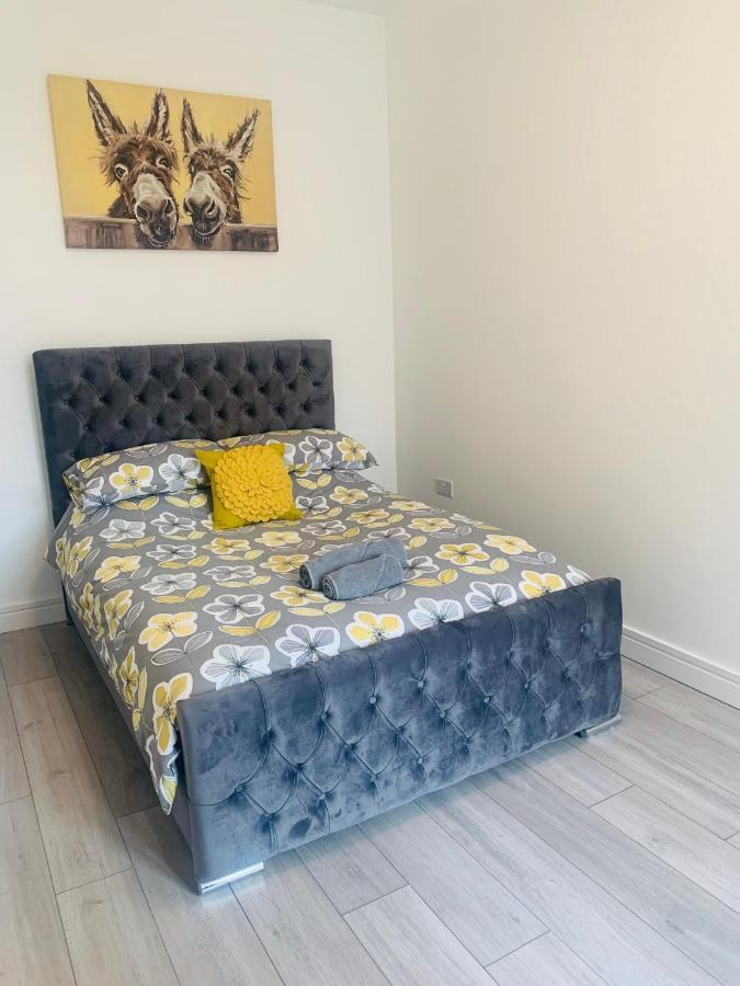 Sandleigh Apartment