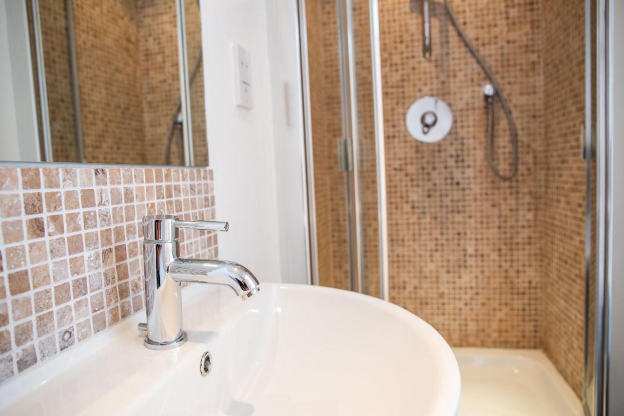 Penthouse Pad Apartment Scarborough