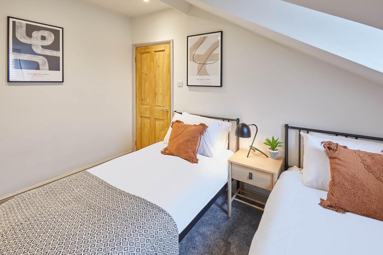 Host & - Clifton House Holiday home Scarborough