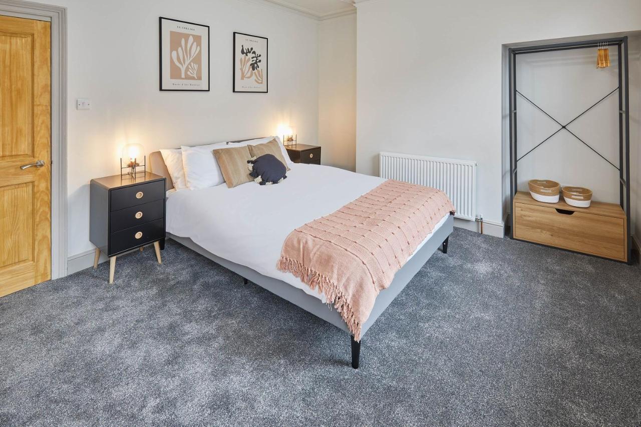 Host & - Clifton House *