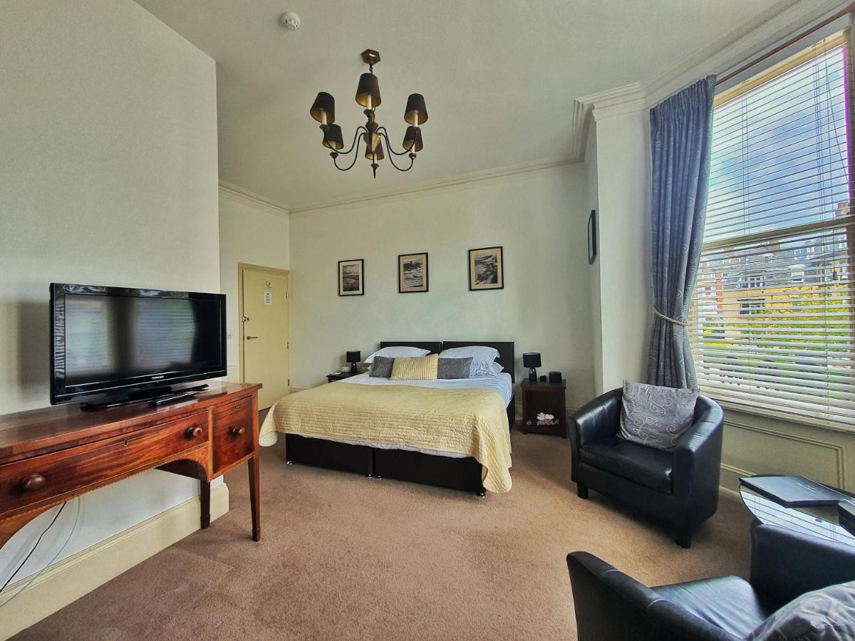 Rowntree 4* Scarborough