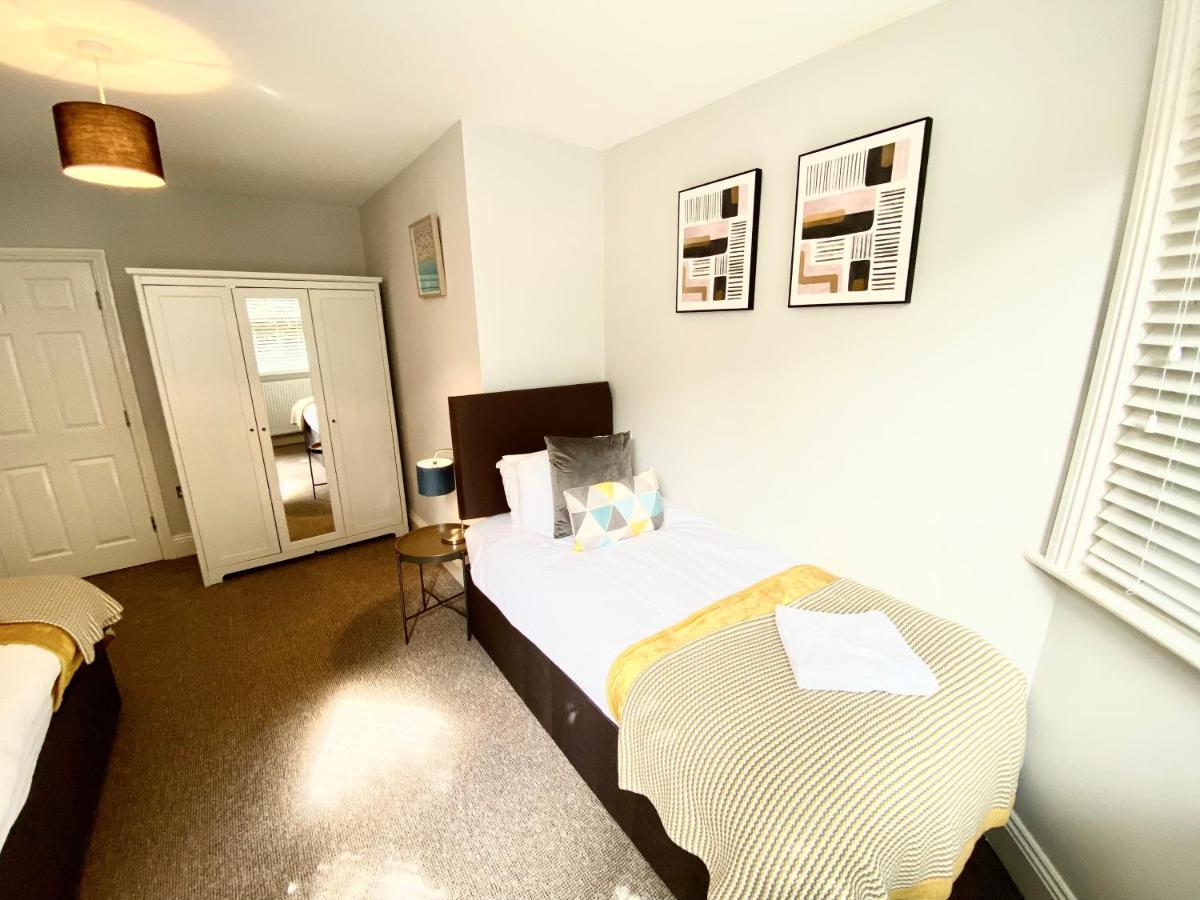 South Cliff With Garden Apartment *