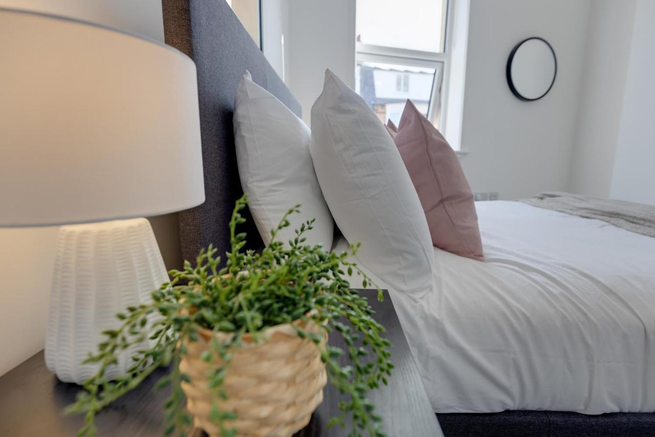 Apartment Ultra Luxe 2 Bedroom Near Beach, Centre & Peasholm Park