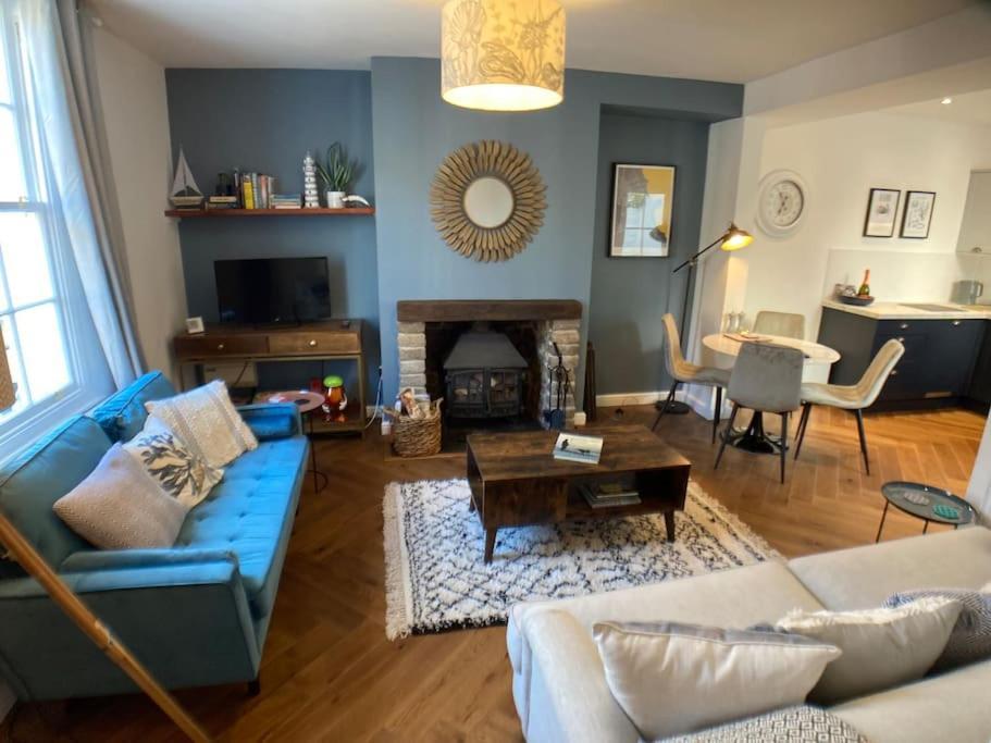 Cosy 2 Bedroom In Scarborough's Old Town Holiday home
