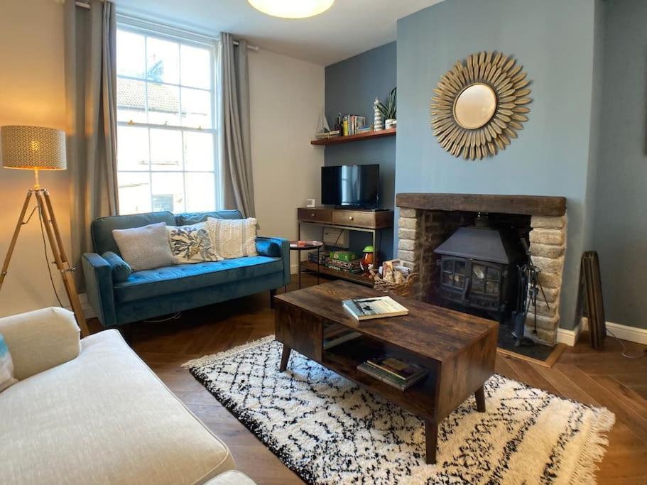 Cosy 2 Bedroom In Scarborough's Old Town Holiday home *