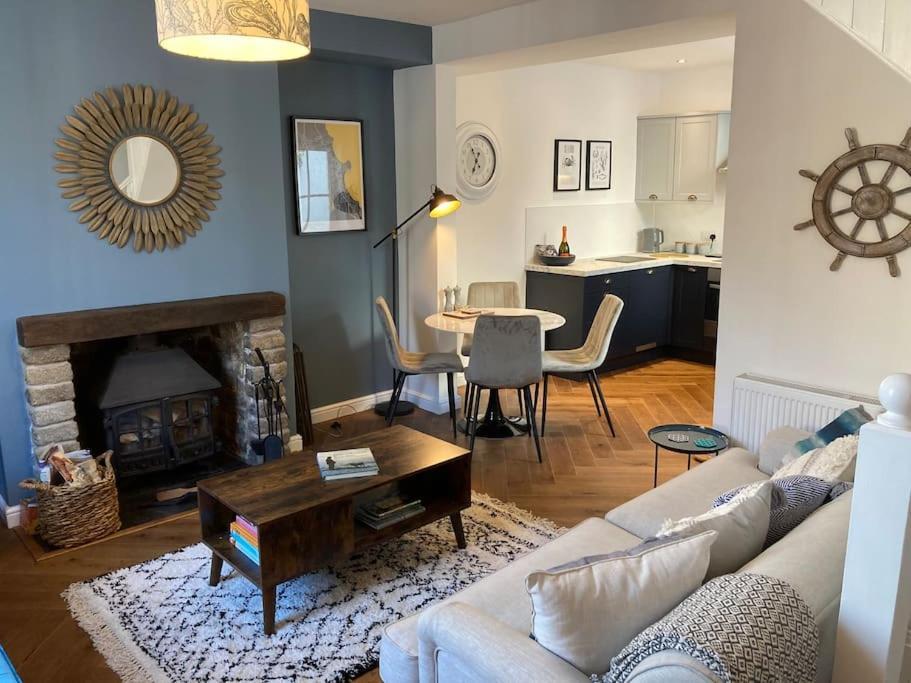 Cosy 2 Bedroom In Scarborough's Old Town * Scarborough
