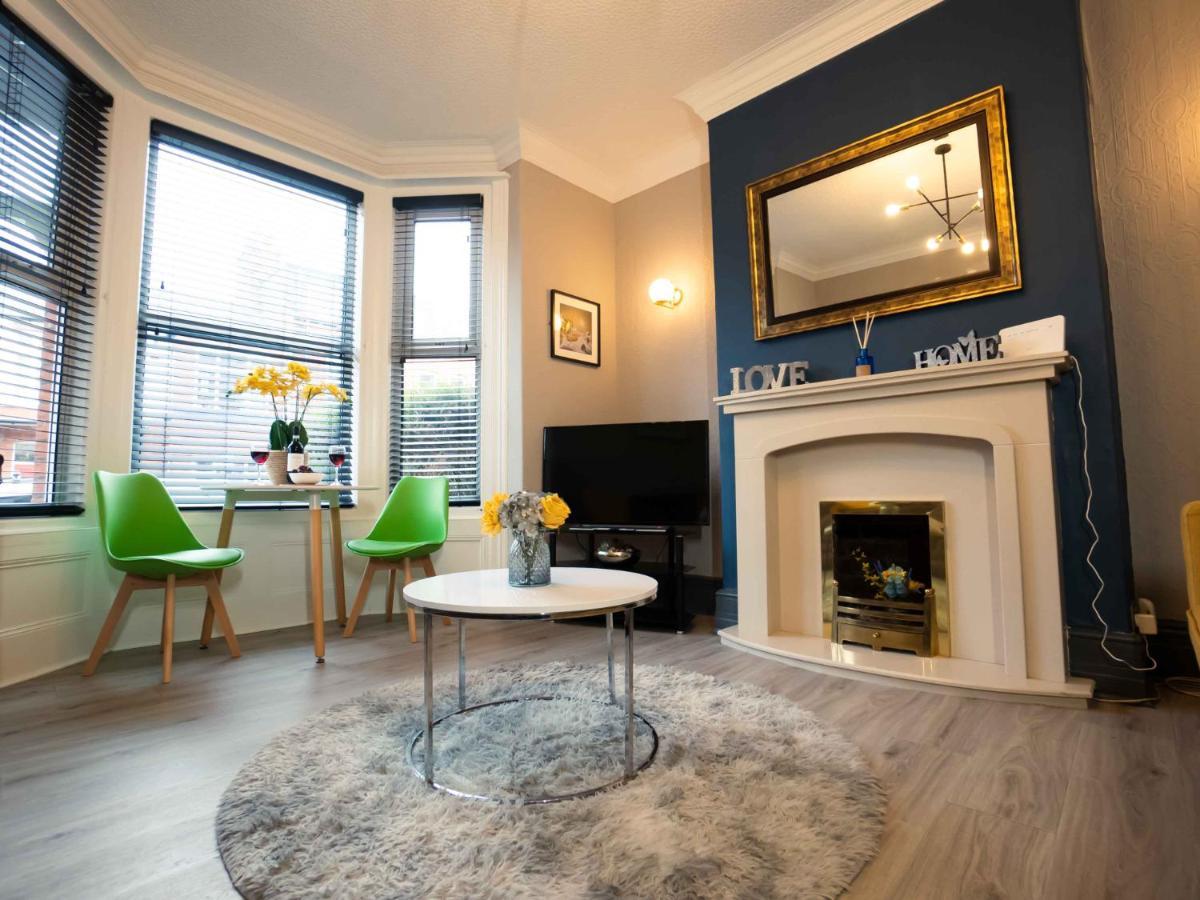 Pass The Keys Amazing, Newly Renovated 5bedroom House Sleeps 10 *
