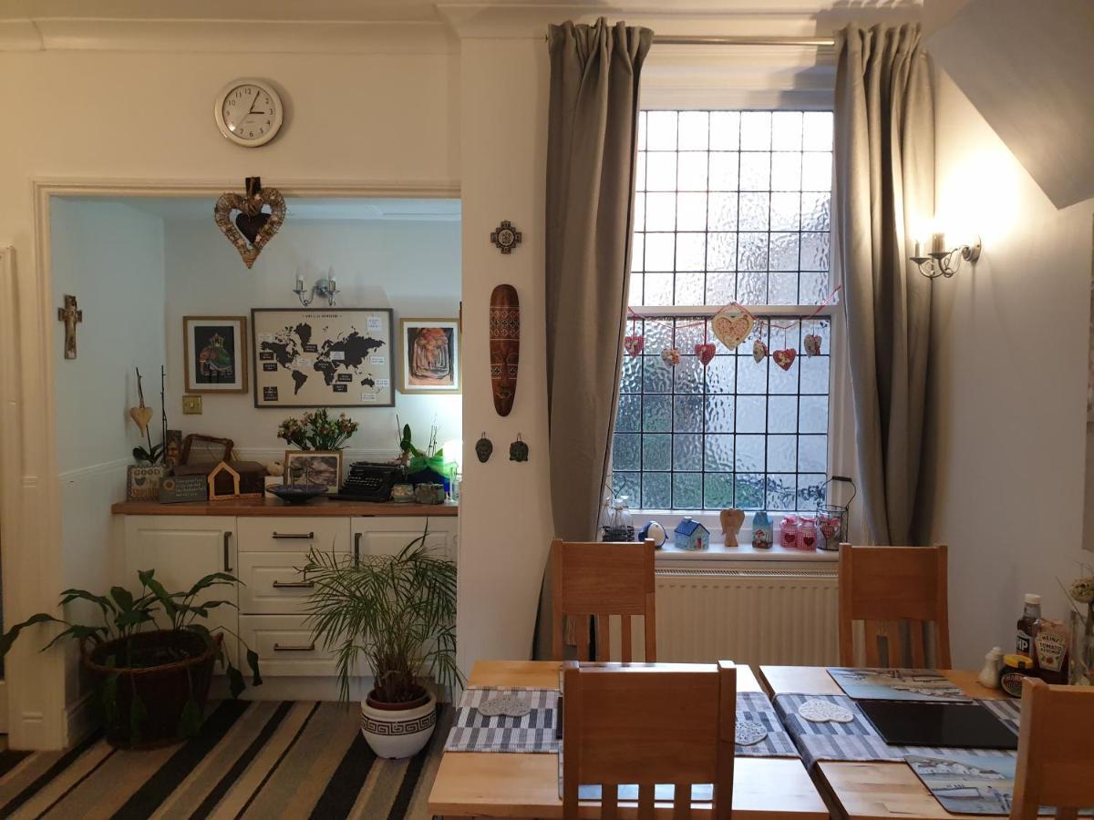 St Michael's Boutique B&b, North Bay, Scarborough, North Yorkshire, With Free Parking And Free Wi-fi Guest house